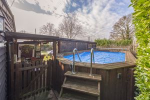 Photo 33- click for photo gallery